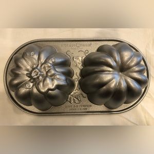 Nordic Ware Baby 3D Pumpkin Pan (Brand New)